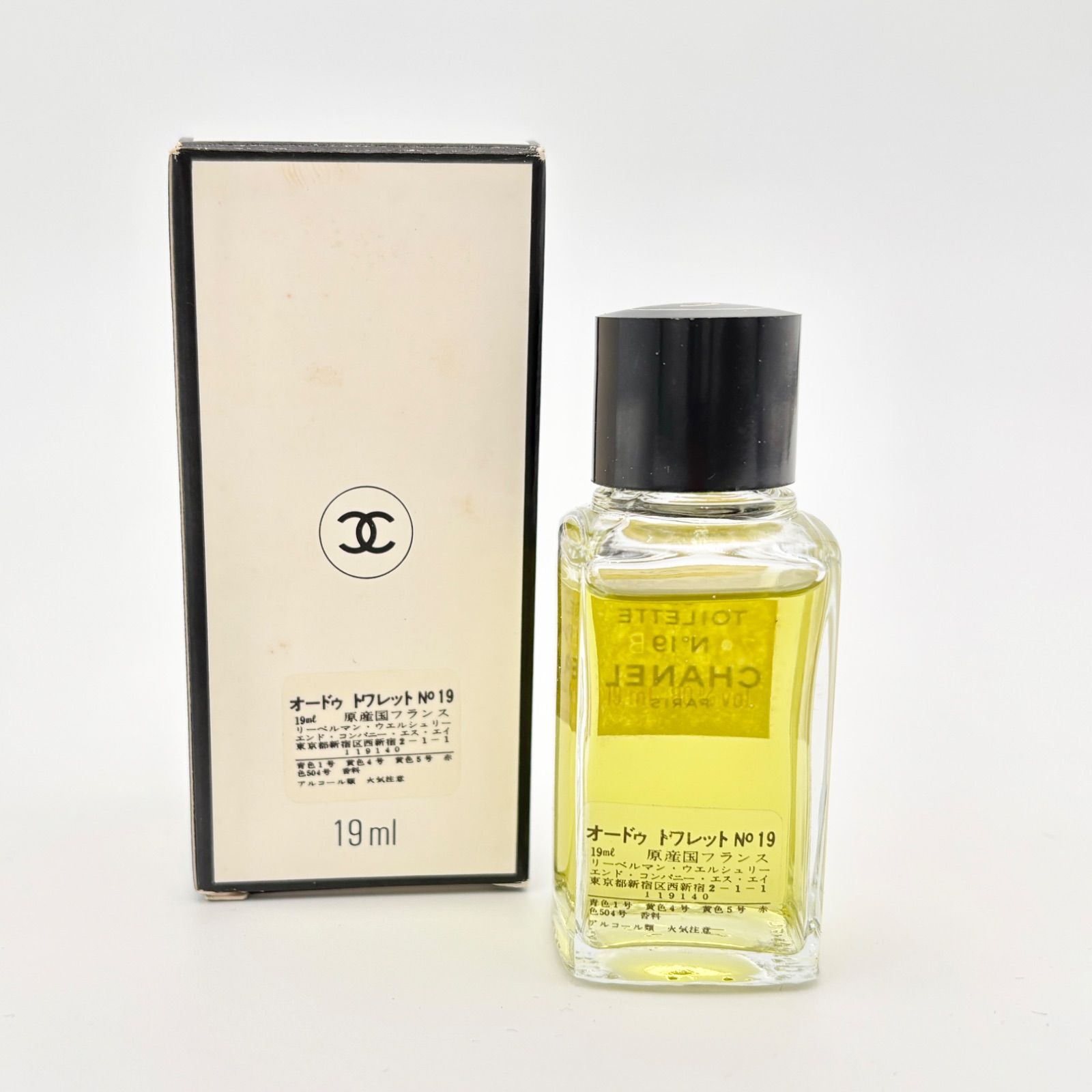 CHANEL N°19 香水とサボンセット 未使用品】CHANEL N°19 Gift Set / SAVON & Eau de Toilette - メルカリ
