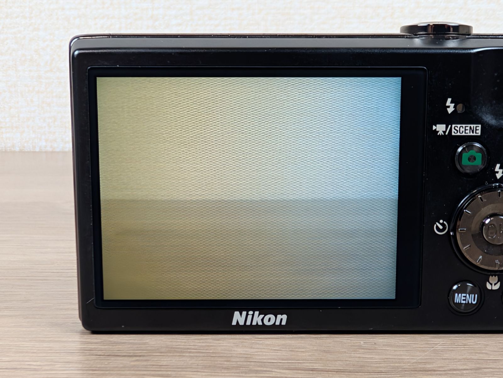 美品・完動品】Nikon COOLPIX S640 ブラック 快速レスポンス＆高速AFで 