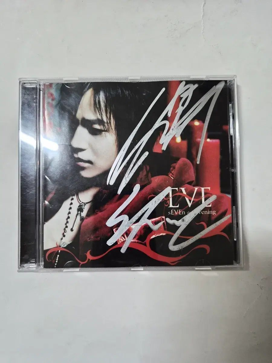 イヴ(YVES・スヨン) SEVENth evening サイン入り サイン CD - メルカリ