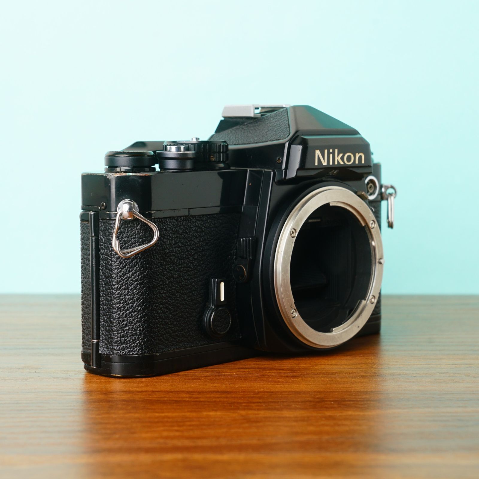 完動・整備済み】Nikon FE ブラックボディ 防湿庫管理 #325 - メルカリ