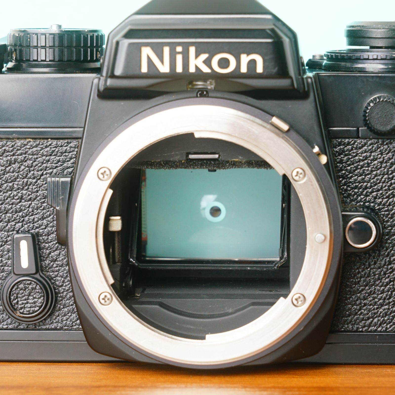 【完動・整備済み】Nikon FE ブラックボディ 防湿庫管理 #326 完動・整備済み】Nikon FE ブラックボディ 防湿庫管理 #326 - メルカリ