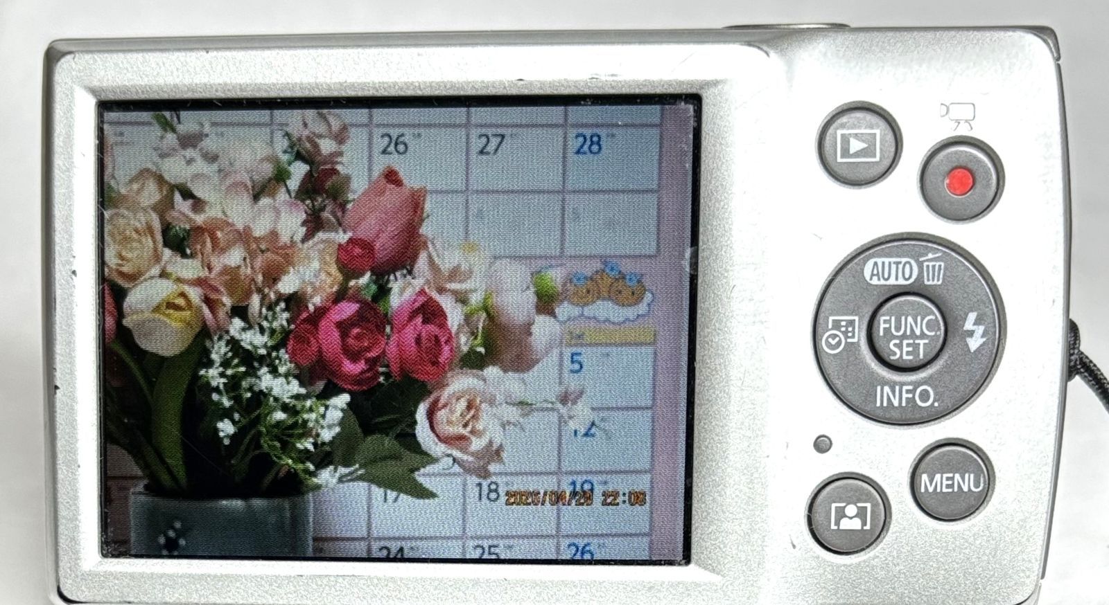 Canon IXY200 PC2333 HD 20MP 8x デジタルカメラ silver 基本動作確認