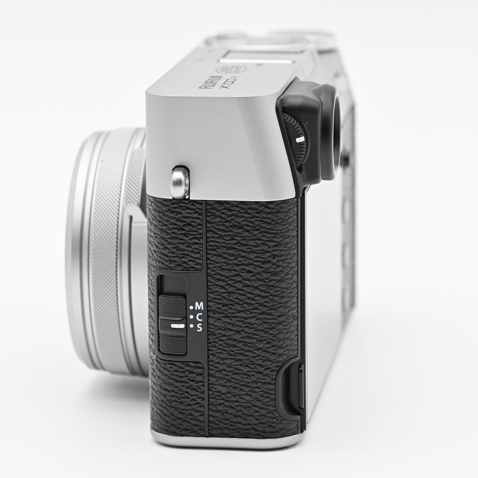 FUJIFILM X100VI シルバー ショット数 1085回 - メルカリ