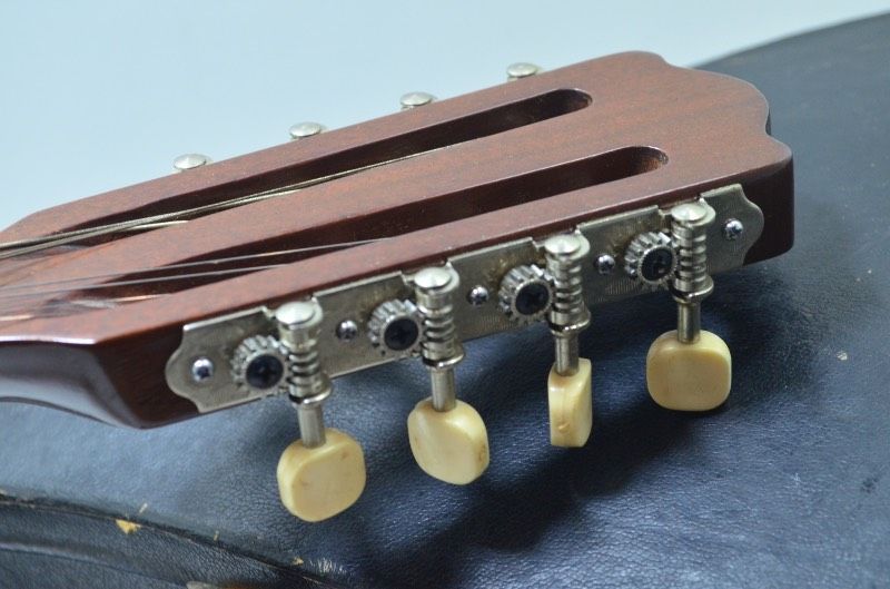 097)SUZUKI VIOLIN マンドリン M-215 1975年製 8弦 ハードケース付き 鈴木バイオリン社 弦楽器 現状品 Suzuki スズキ マンドリン M-215 ハードケース付き 1974年製 - メルカリ
