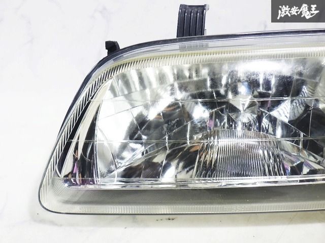 ☆破損無し☆ 日産 純正 FB15 サニー ハロゲン ヘッドライト