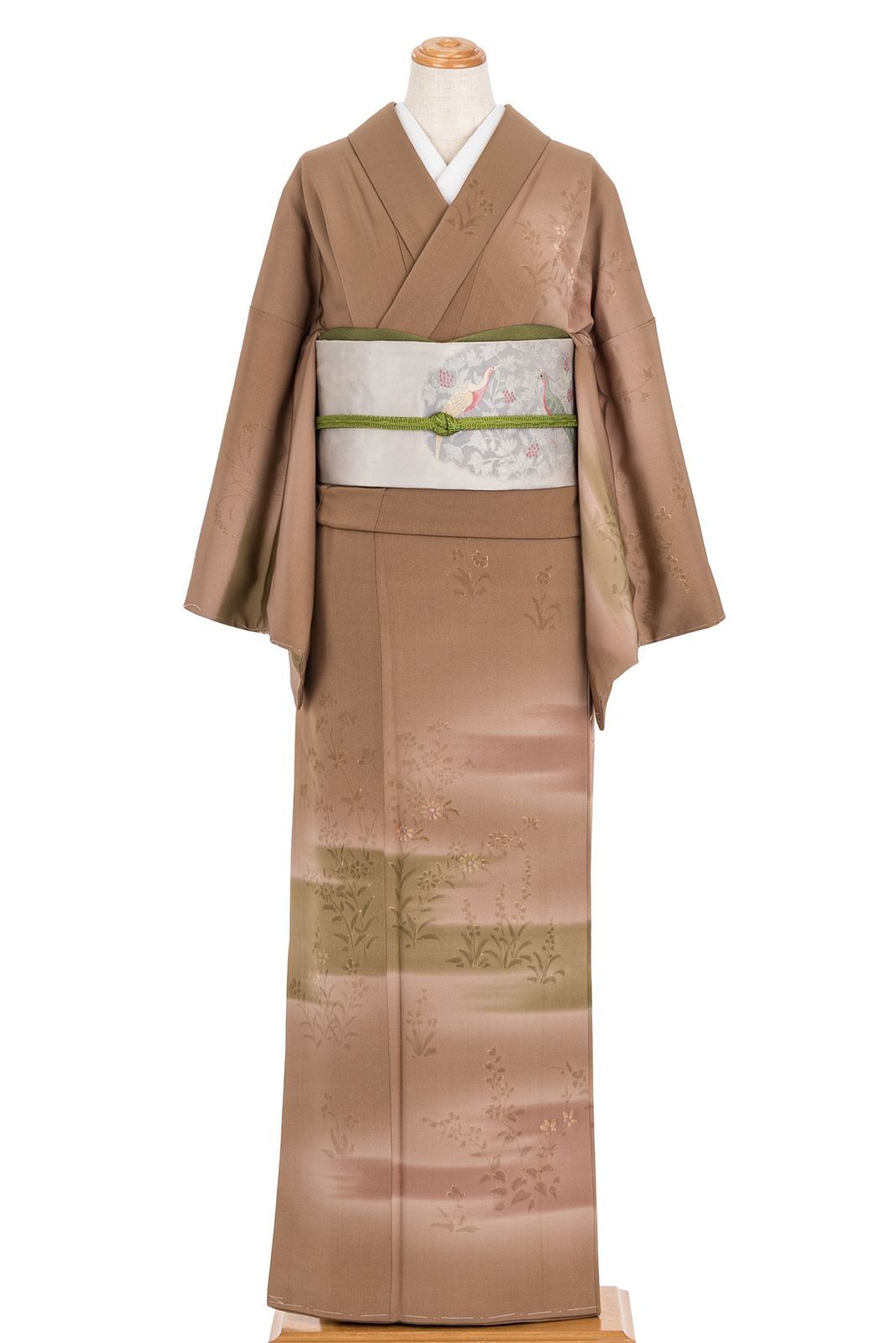 付け下げ訪問着 霞に草花模様 - メルカリ