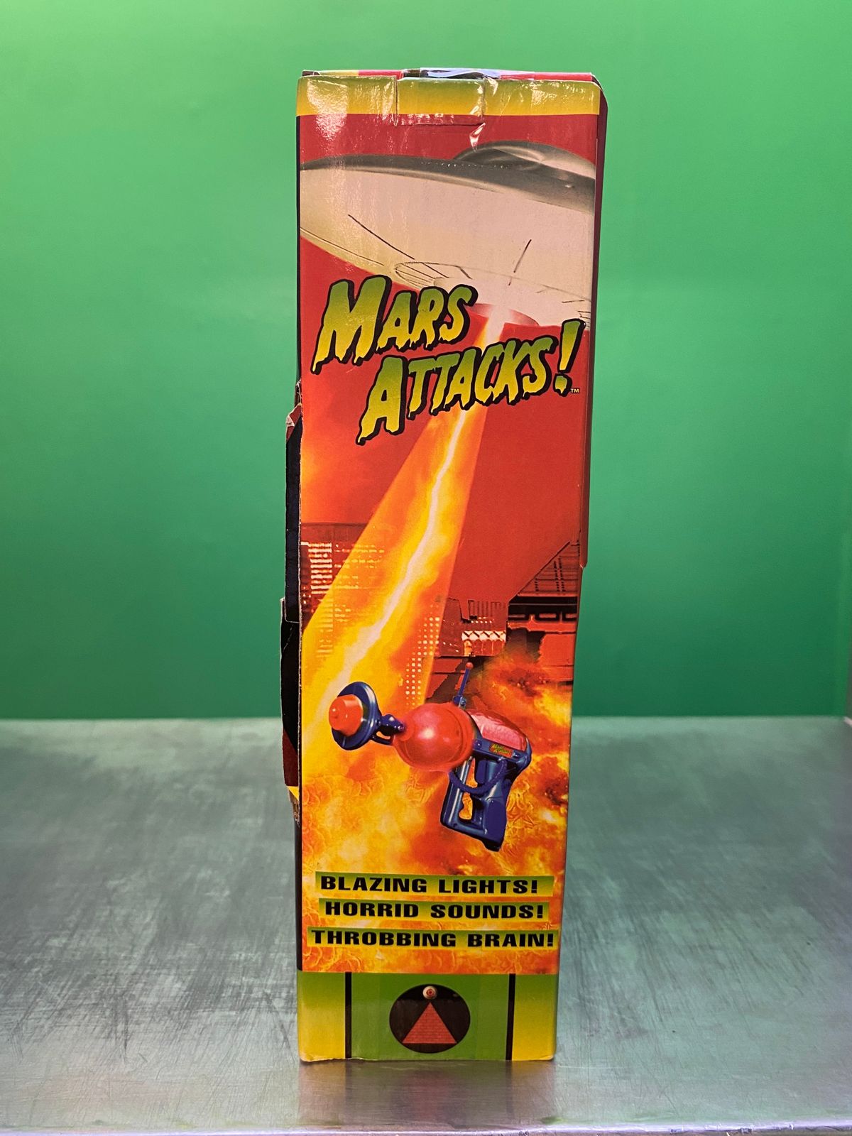 マーズアタック　スペースガン 1996・TREND MASTERS・MARS ATTACKS!・MARTIAN BRAIN DISINTEGRATOR