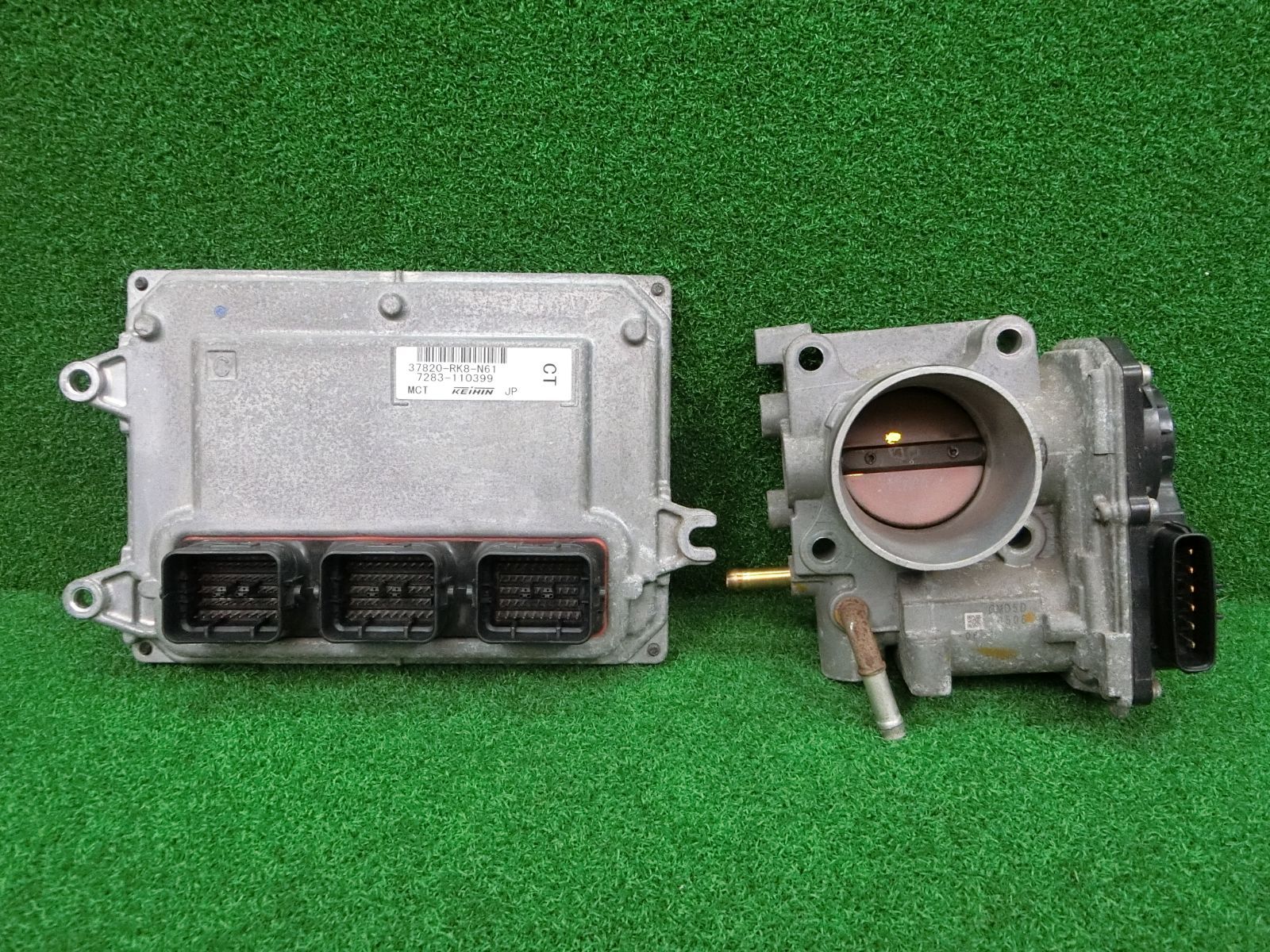 [15285] 送料無料 ホンダ フリード GB3 エンジンコンピューター 37820-RK8-N61 スロットルボディ