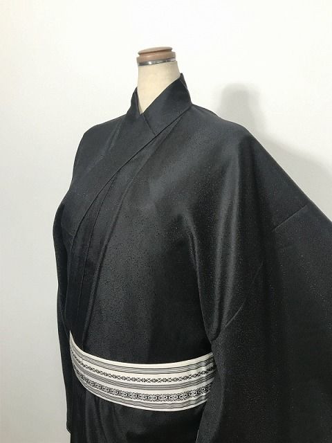 新品 3Lサイズ 単衣着物 男物 化繊 小紋 亀裂の地紋 黒の無地 洗える着物 裄長幅広モデル
