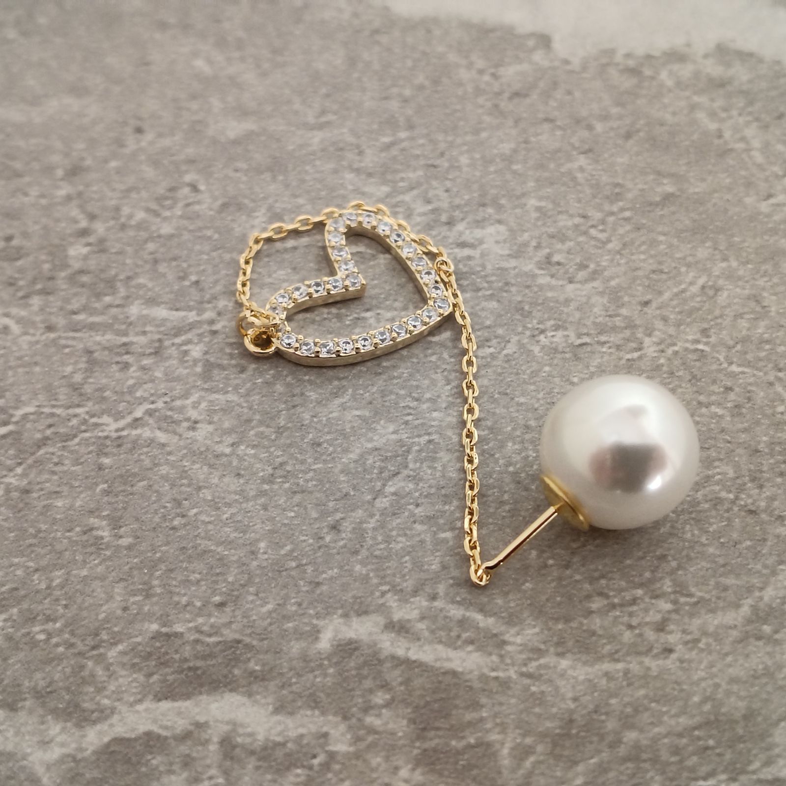 ピアス パール ハート ゴールド ロングピアス 揺れる チェーンピアス 
