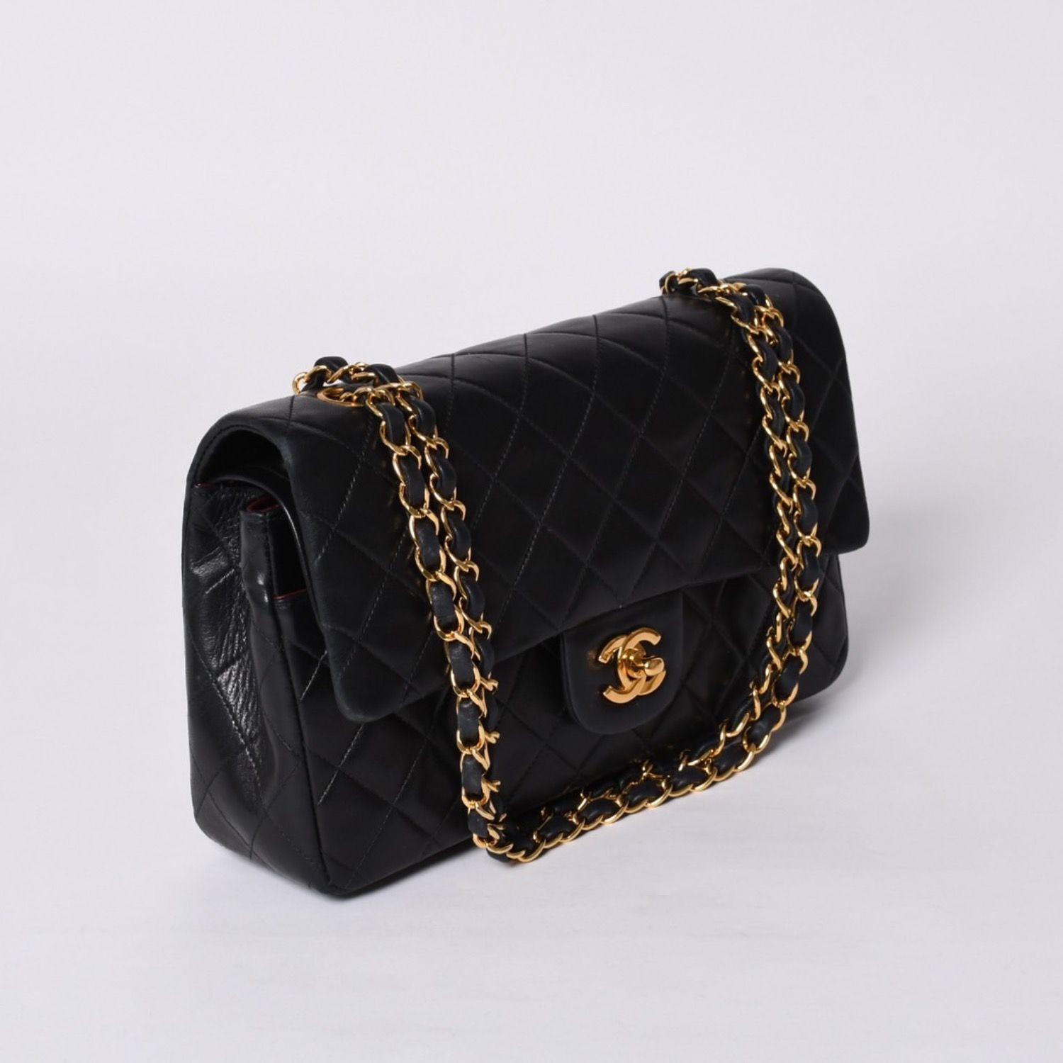 極美品 CHANEL シャネル マトラッセ25 Wフラップ Wチェーンショルダーバッグ 4番台 ココマーク ラムスキン ブラック中古 4a001342 CHANEL（シャネル） マトラッセ25 ココマーク Wフラップ ハンドバッグ