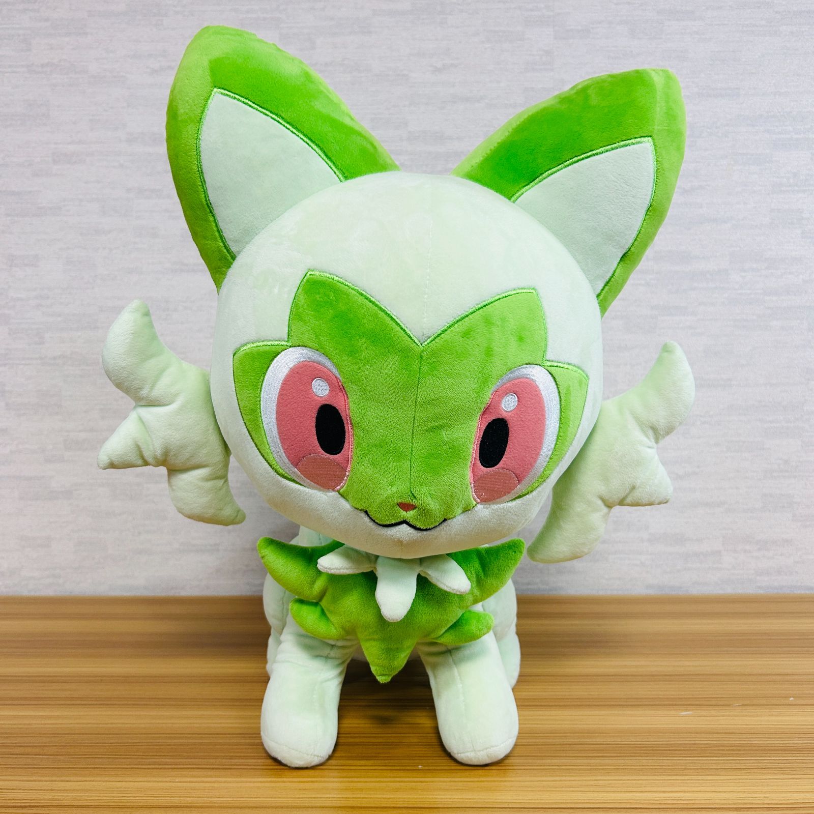 ポケモンセンターオリジナル ぬいぐるみ 等身大ニャオハ 50×44×41(H×W