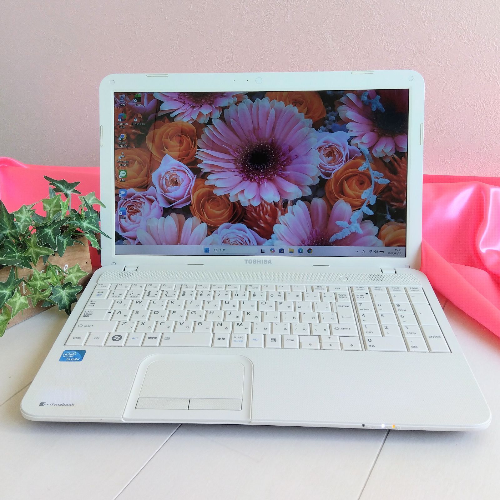 美品、タッチパネル、国産、高速SSD、Win11、イラレ、オフィス2021 Windows11✨高速SSD✨東芝ノートパソコン✨Office付きPC✨82 - メルカリ