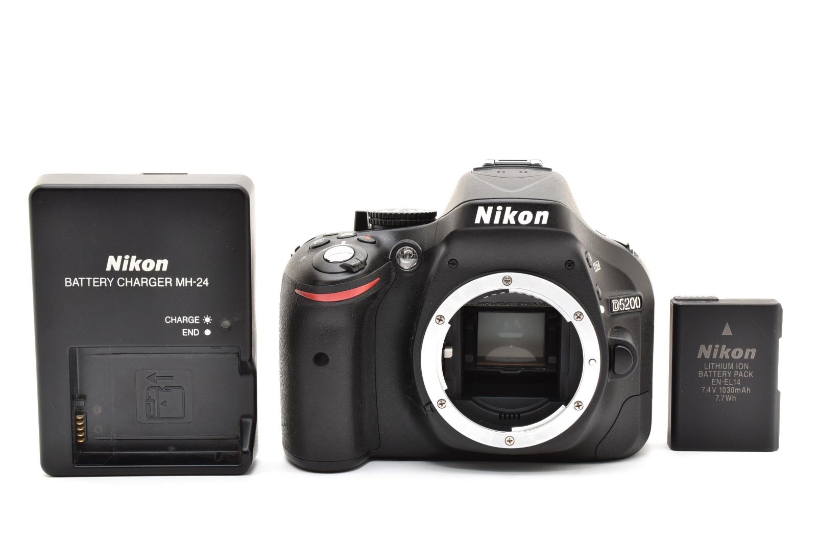 ★美品★ Nikon D5200 ボディ Nikon D5200 ボディ レッドの出品 | ONE SCENE（ワンシーン）
