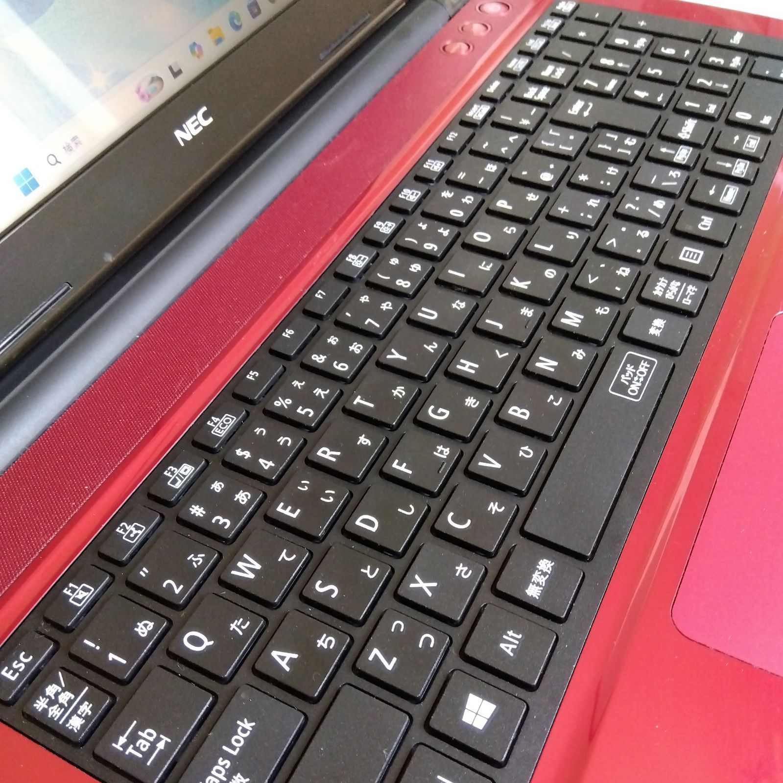 JT31 可愛い赤✨ノートパソコン Windows11 カメラ付きPC SSD Windows11✨SSDで快適☘️カメラ付すぐ使えるノートパソコン - メルカリ