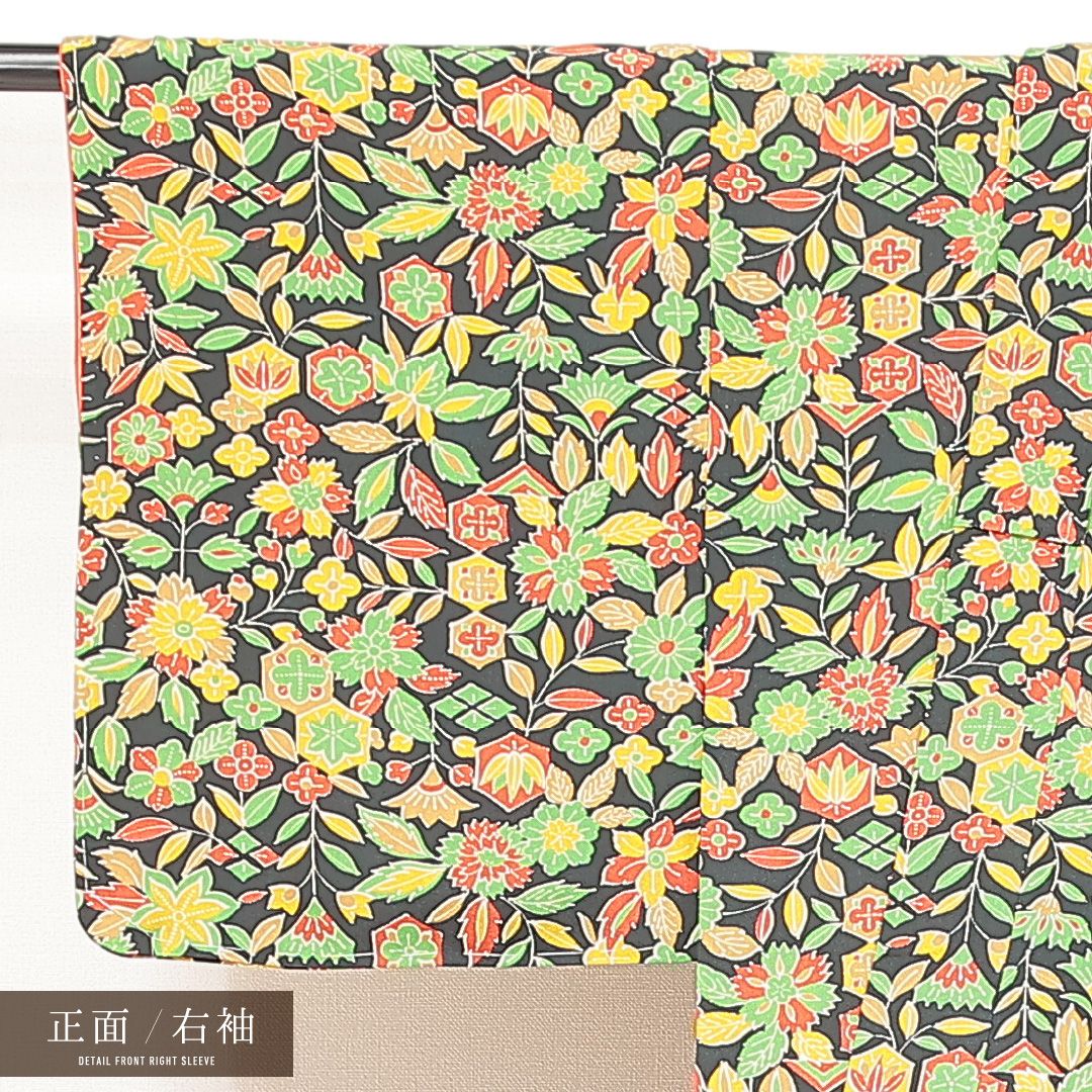 単衣　小紋　植物花草模様　煤竹色　ちりめん地　バチ衿　4KP15 小紋 袷 身丈161cm 裄丈64cm 正絹 Sランク インフォーマル バチ衿 L