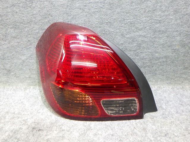 ヴェロッサ 左テール GX JZX110/115 22-311 81550-2A111 260424021