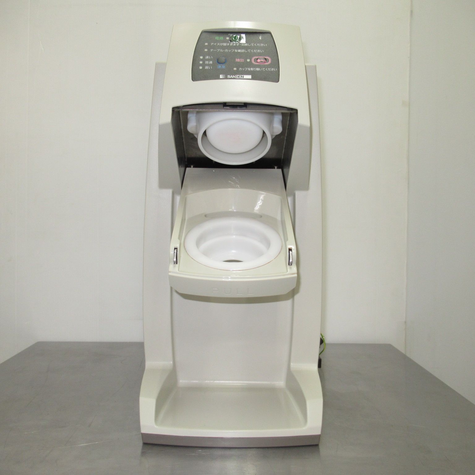 サンデン　ワンショット　ソフトクリームマシーン　CIM-10A サンデン ワンショット ソフトクリーム CIM-10A - メルカリ