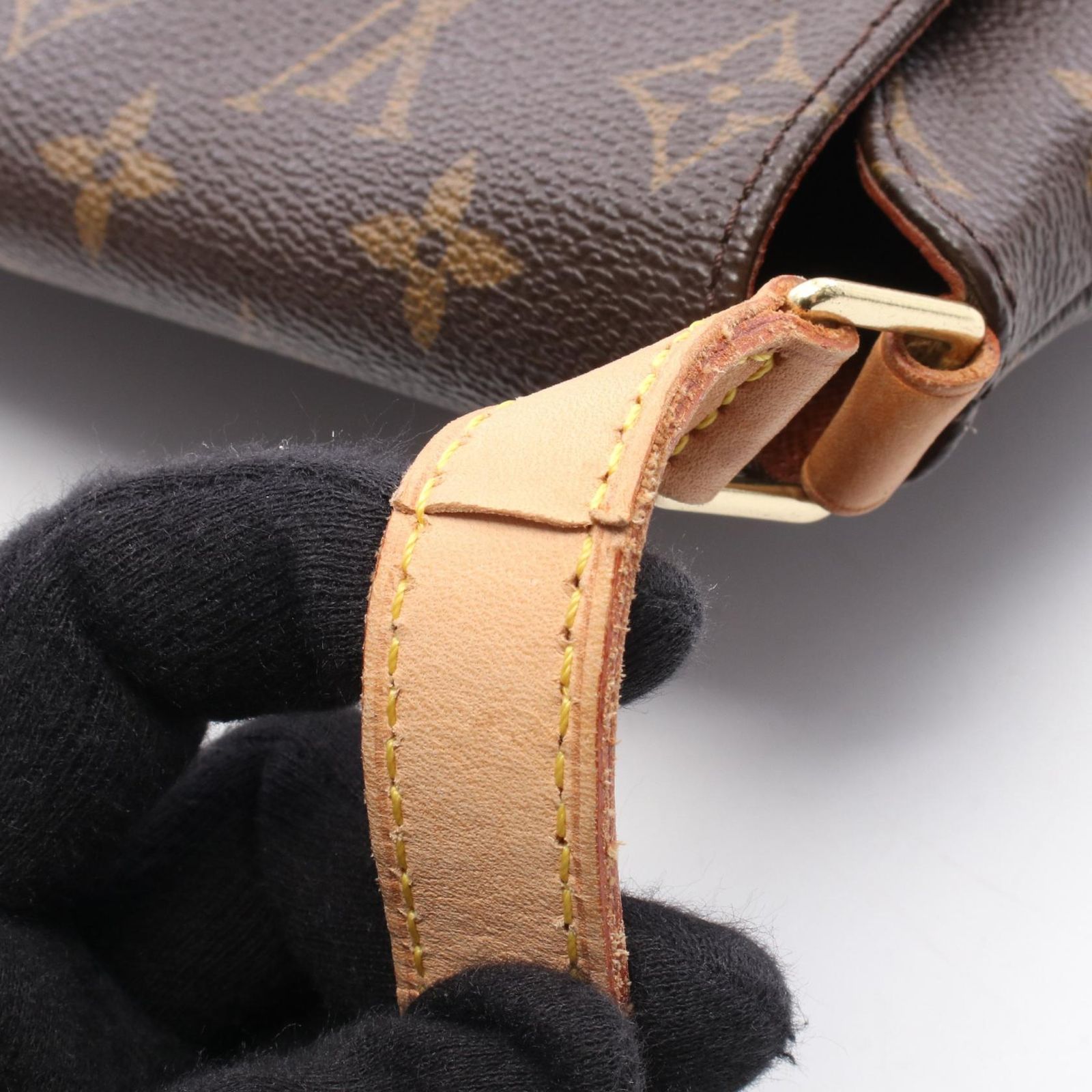 ルイ・ヴィトン LOUIS VUITTON ショルダーバッグ ミュゼットサルサ