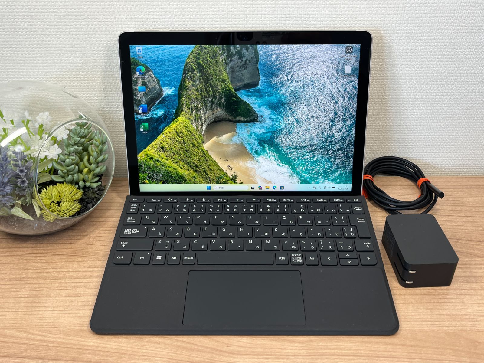 美品 Surface Go 2 LTE 8GB Office2024 Win11 - メルカリ