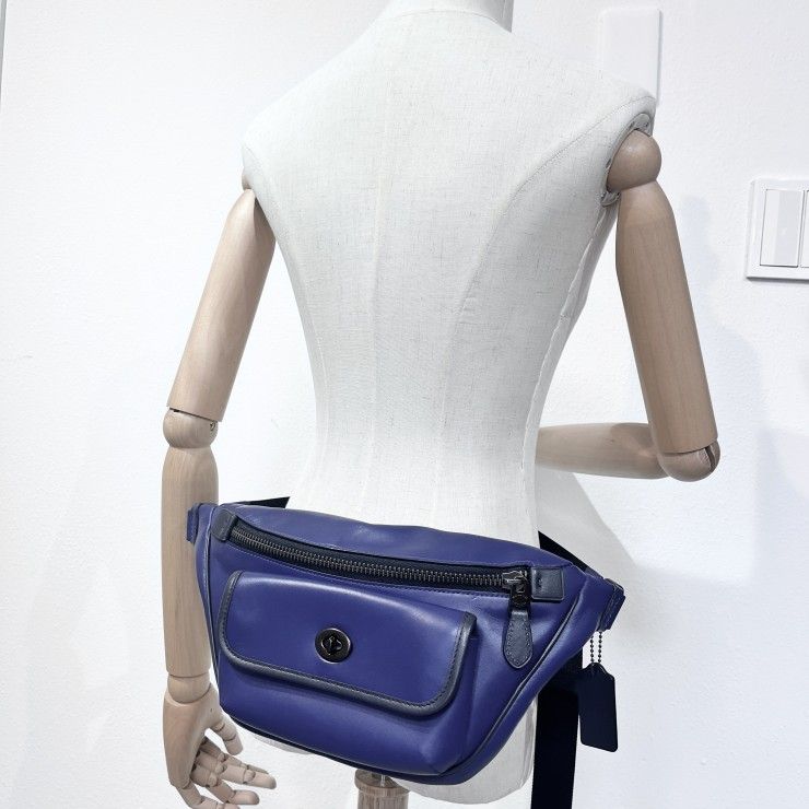 COACH(コーチ)ヘリテージ ベルトバッグ ボディバッグ レザー ブルー COACH(コーチ)ヘリテージ ベルトバッグ ボディバッグ レザー ブルー