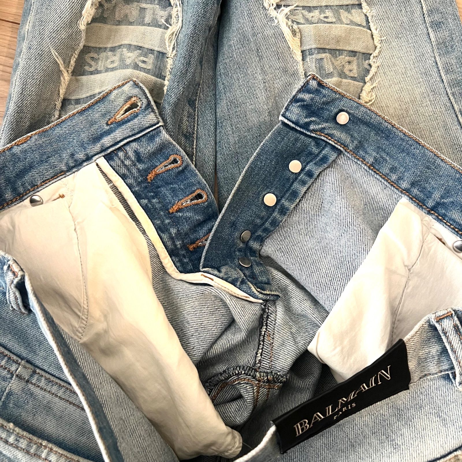 BALMAIN バルマン ダメージ加工デニム テーパード スキニー ジーンズ BALMAIN バルマン ダメージ加工デニム テーパード スキニー ジーンズ