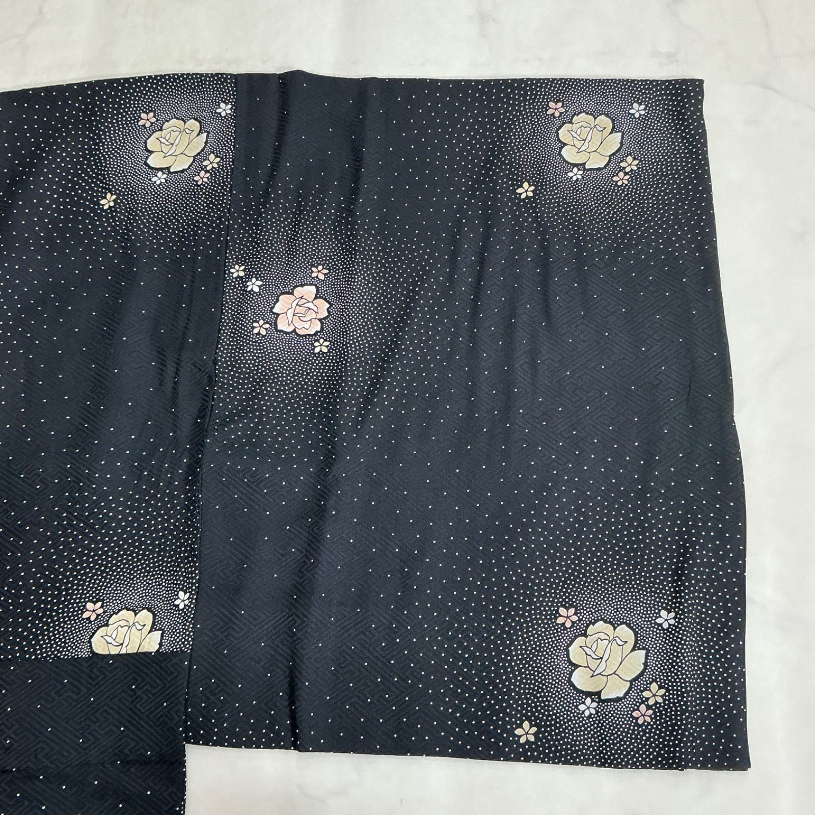 kimono+one◇単衣◇長襦袢◇正絹◇半衿付き◇居敷当て付き◇衣紋抜き 