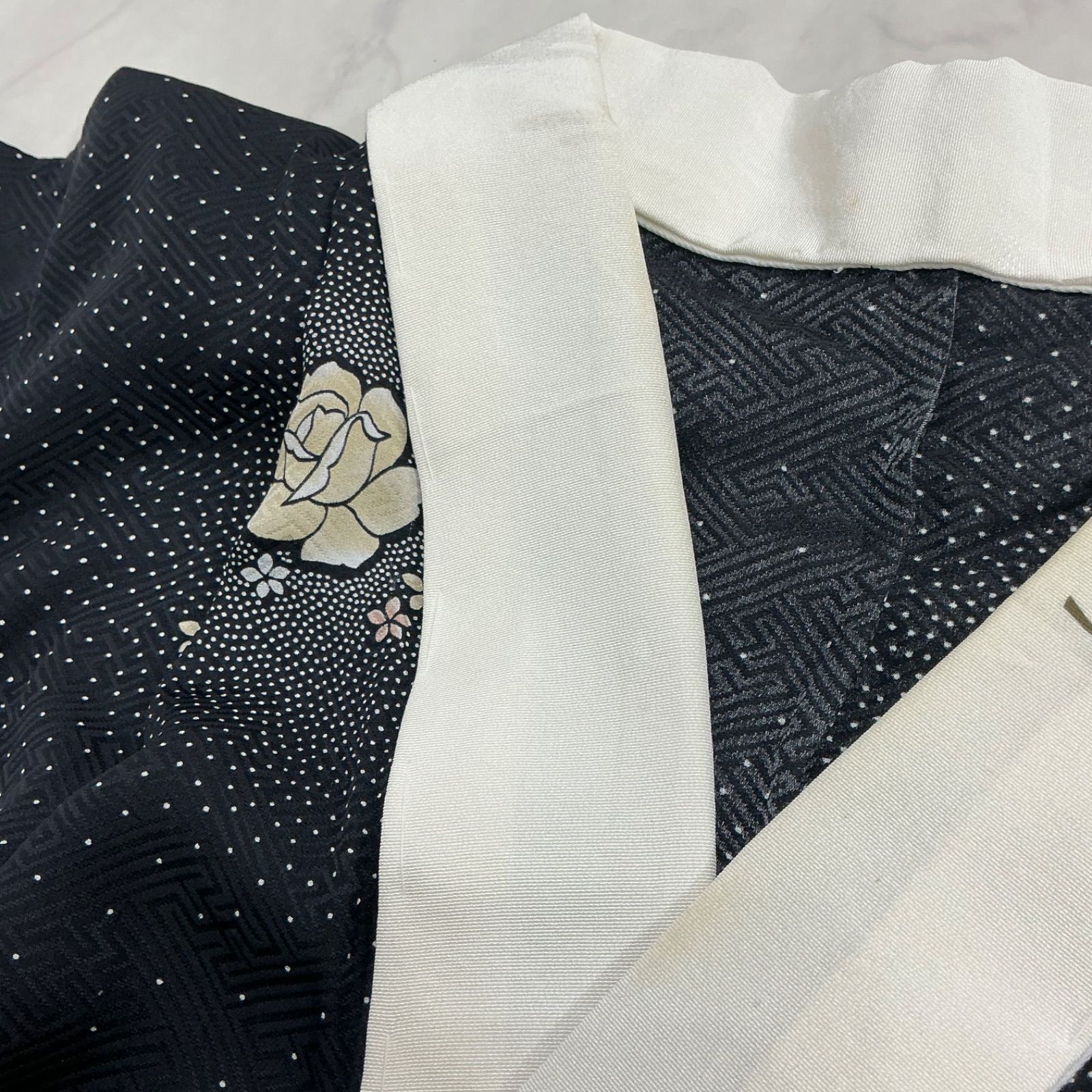 kimono+one◇単衣◇長襦袢◇正絹◇半衿付き◇居敷当て付き◇衣紋抜き 