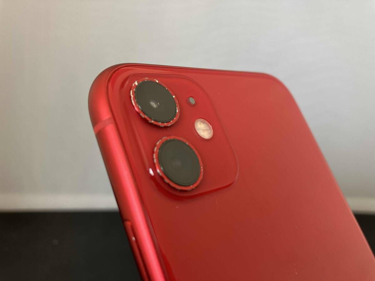 iPhone 11 64GB レッド docomo SIMロックなし - メルカリ