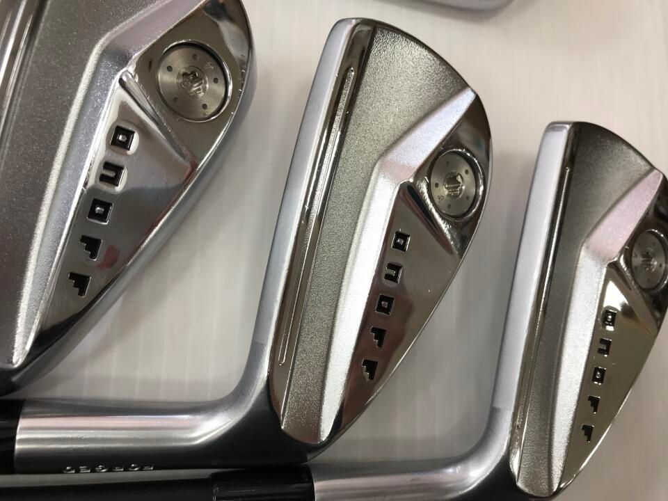 グローブライド ONOFF FORGED KURO 2024 TRAVIL IRON 85 Sフレックス