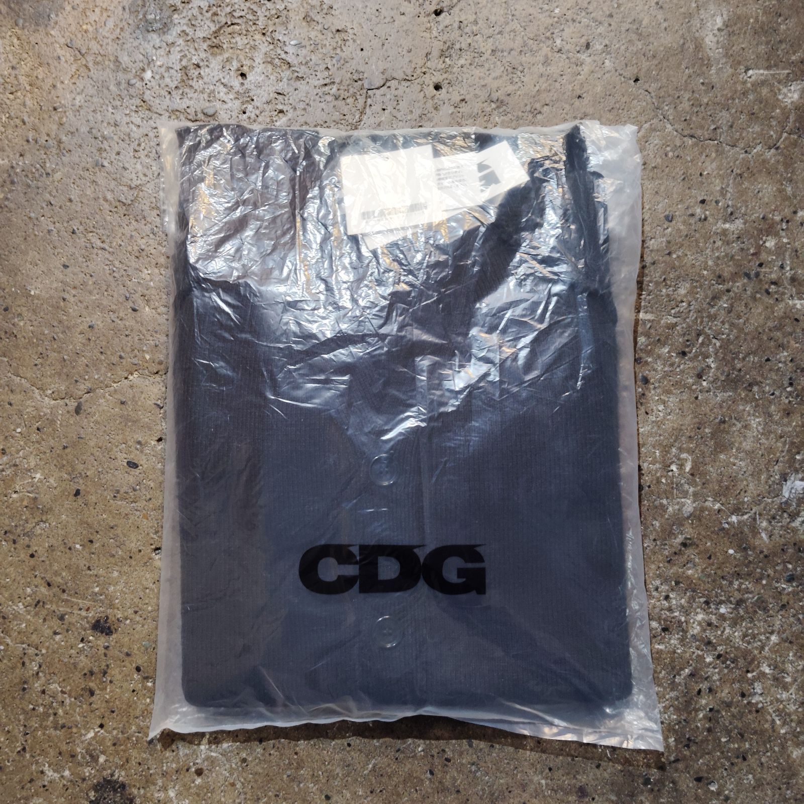 CDG OUTSIDED SEAM CARDIGAN 未開封 ブラック M COMME des GARCONS