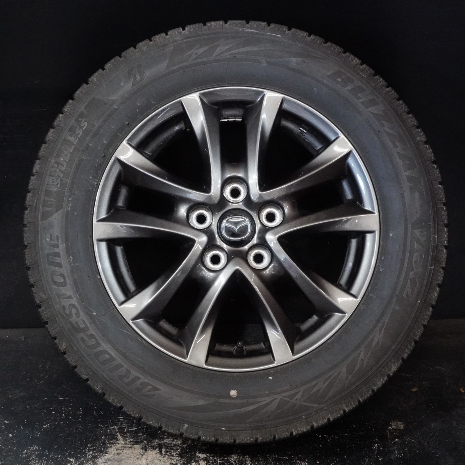スタッドレス+純正アルミホイール 16インチ 4本セット Bridgestone VRX2 (2021年製) マツダCX-3 22年製 バリ山 ブリヂストン BLIZZAK VRX2 / マツダ CX-3 純正