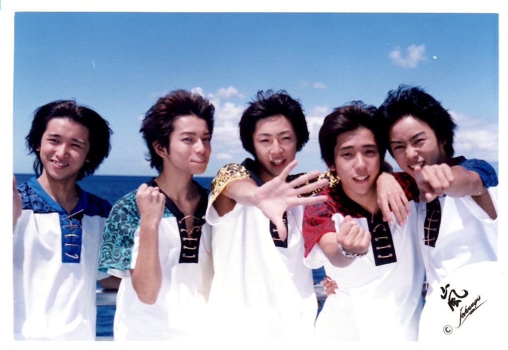 嵐 99年 デビューハワイ 集合 公式写真 *1枚 - メルカリ