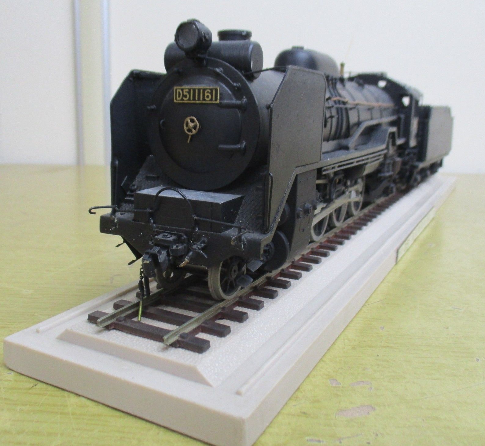 B168 栄光の蒸気機関車D51 模型 1/42スケール 炭水車 レール付 - メルカリ