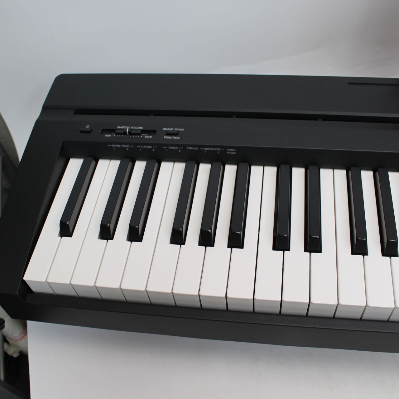 766)【美品】YAMAHA P-45B 電子 ピアノ 2021年製 ブラック 88鍵 楽器