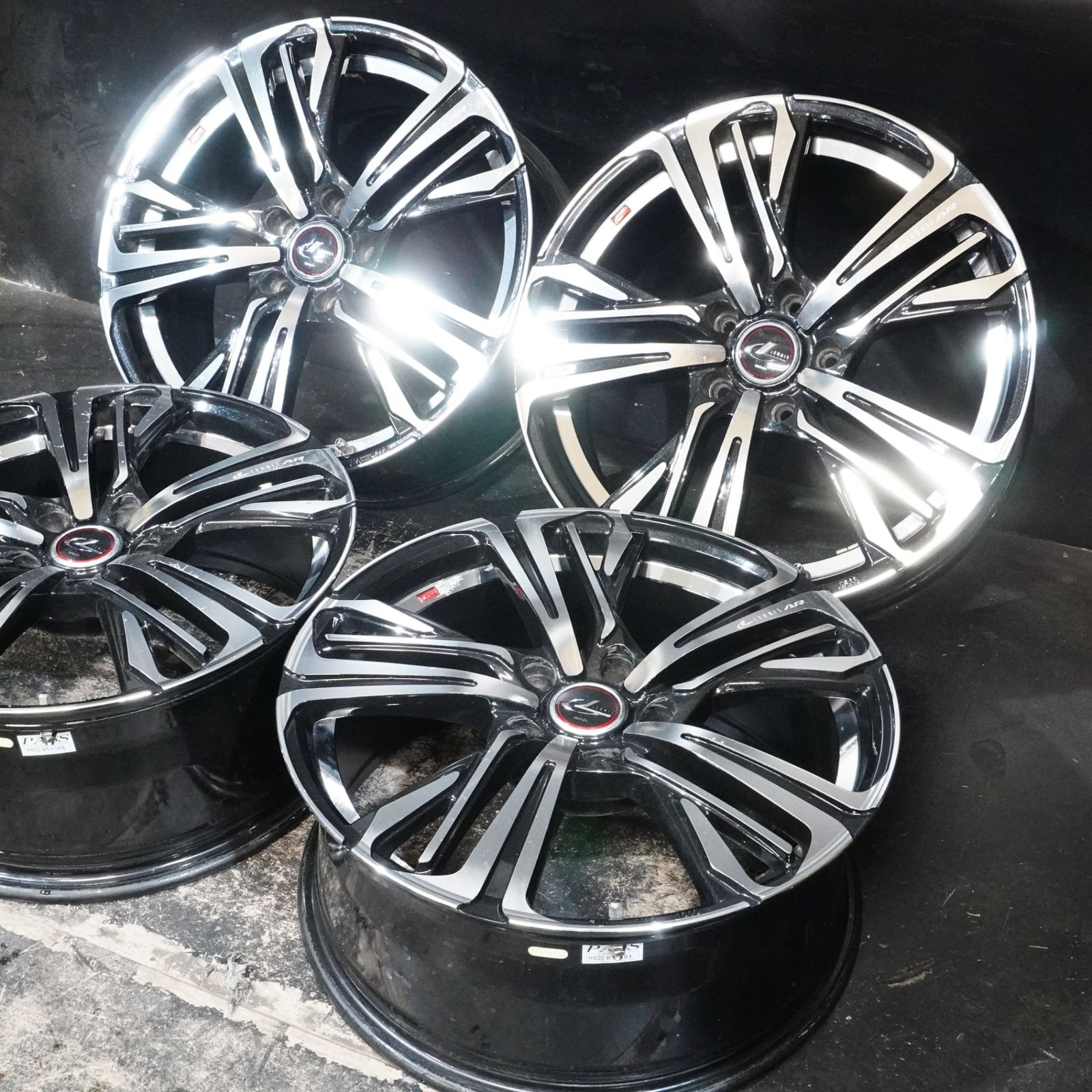 Weds レオニス LEONIS AR 18インチ 8J +42 114.3 5H 4本セット