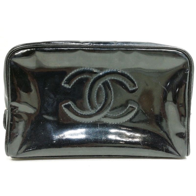 【美品】CHANEL シャネル ココマーク エナメル ポーチ キューブ 黒 中古】シャネル ココマーク エナメル×ブラック 化粧ポーチ - メルカリ