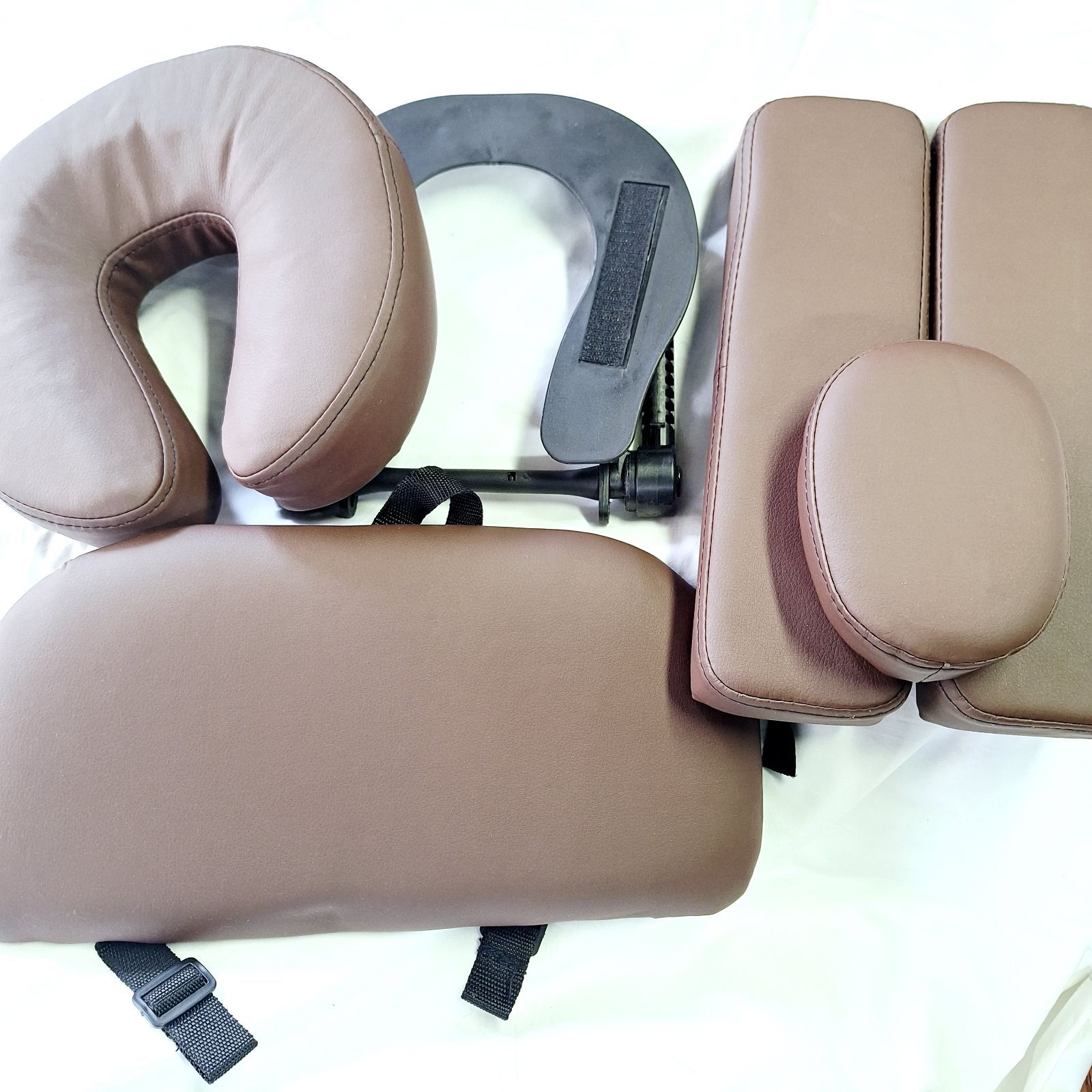 折り畳みマッサージベッド　ETBELLA　リユース品 ETBELLA 折りたたみ式 マッサージベッド 施術ベッド エステベッド 施術