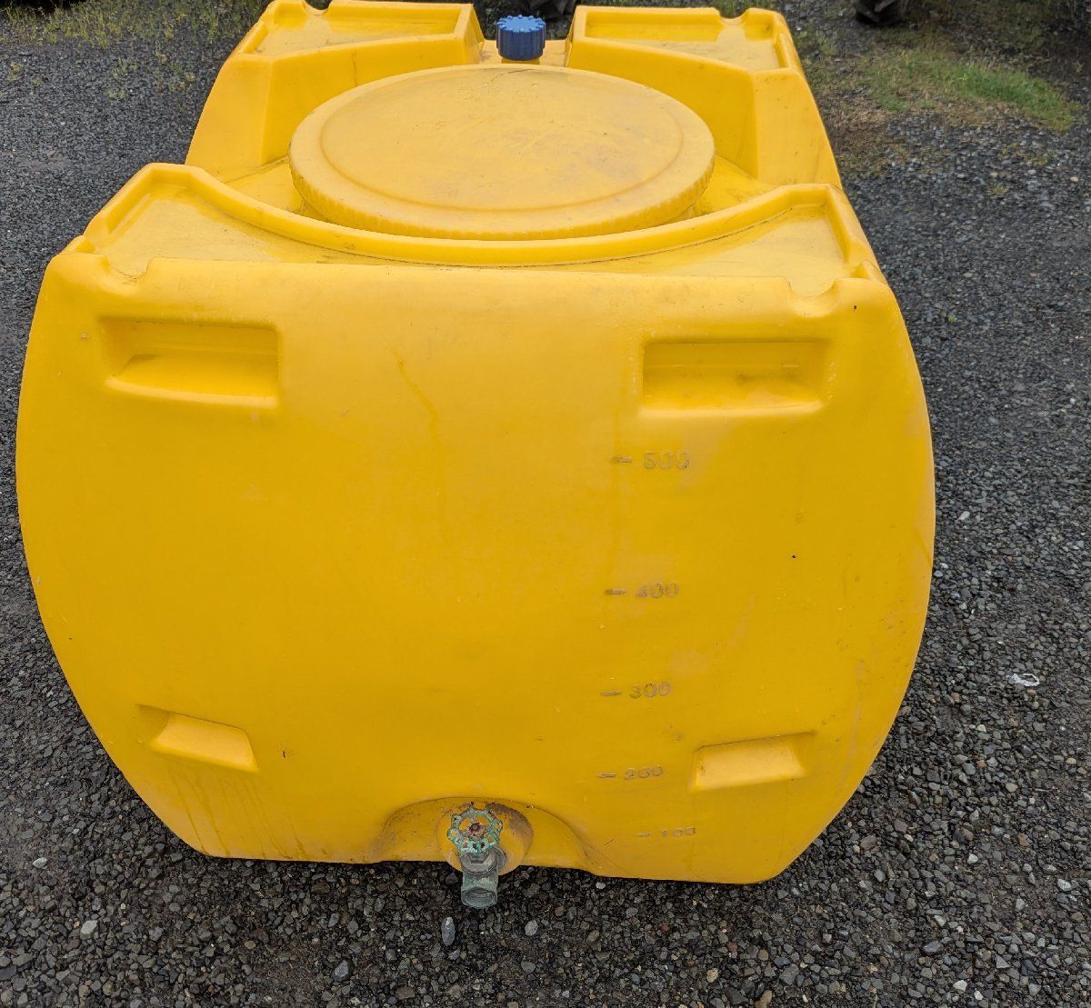鹿児島発　スイコー　500Lタンク　バルブ付き　引き取りできる方 鹿児島発 スイコー 水タンク 500L バルブ付き 引き取りできる方お願い