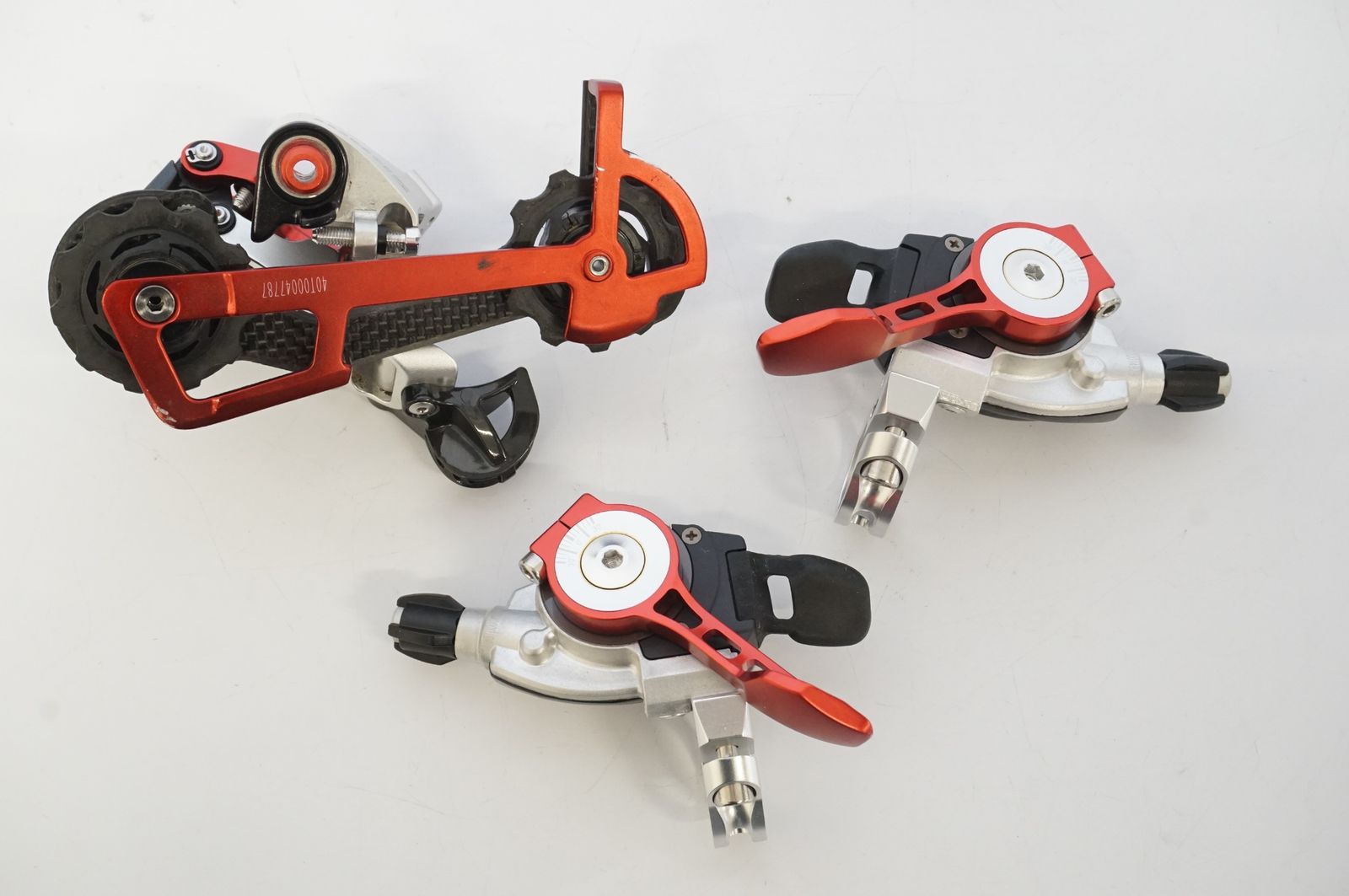 m*d様 SRAM X01 リアディレイラー / レバー（赤色）12速 m*d様 SRAM X01 リアディレイラー / レバー（赤色）12速 【公式通販】