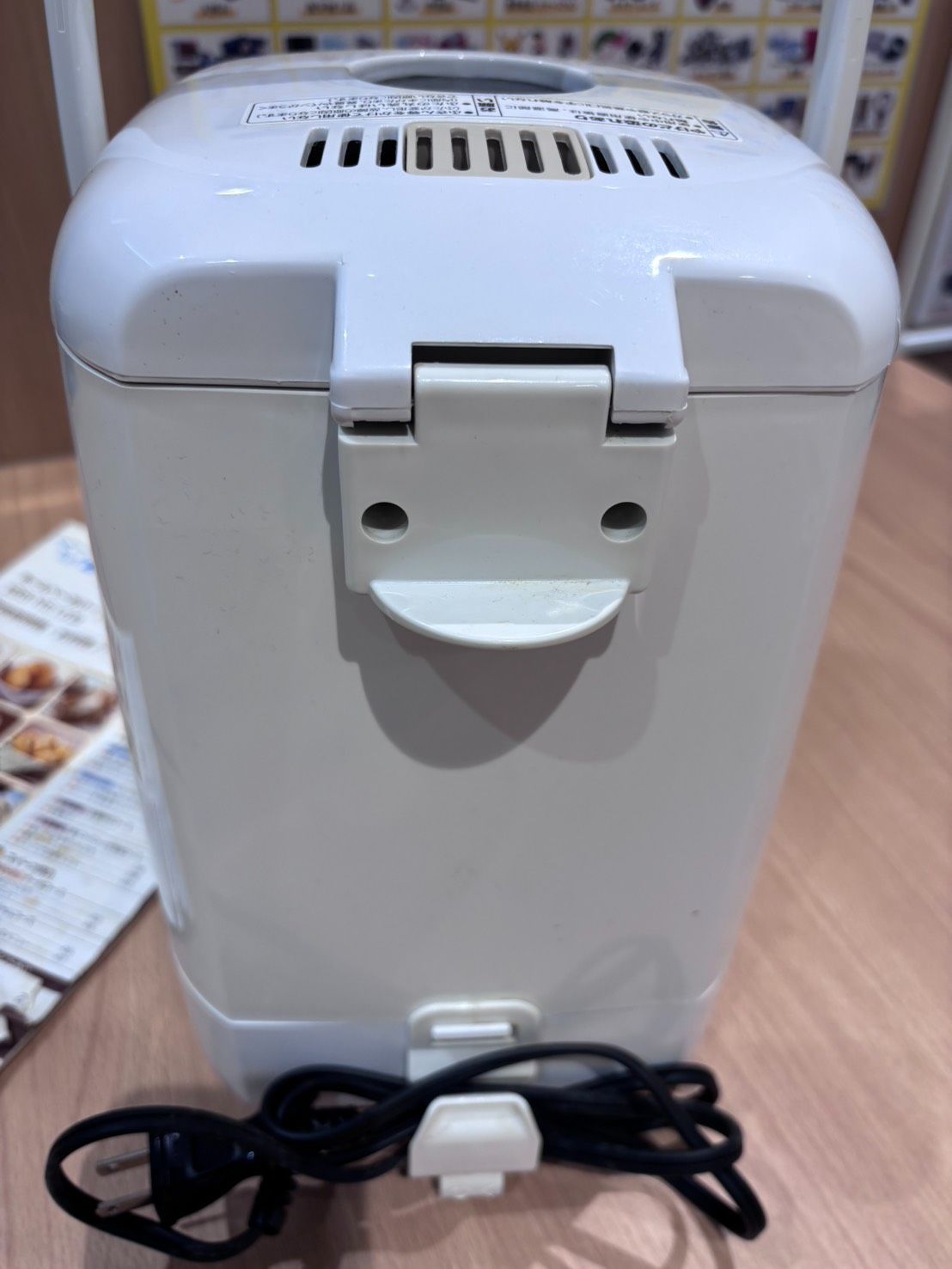 【新品未使用】象印ホームベーカリーBB-HE10-WA 象印（ZOJIRUSHI） パンくらぶ BB-HE10-WA ホワイト 1斤