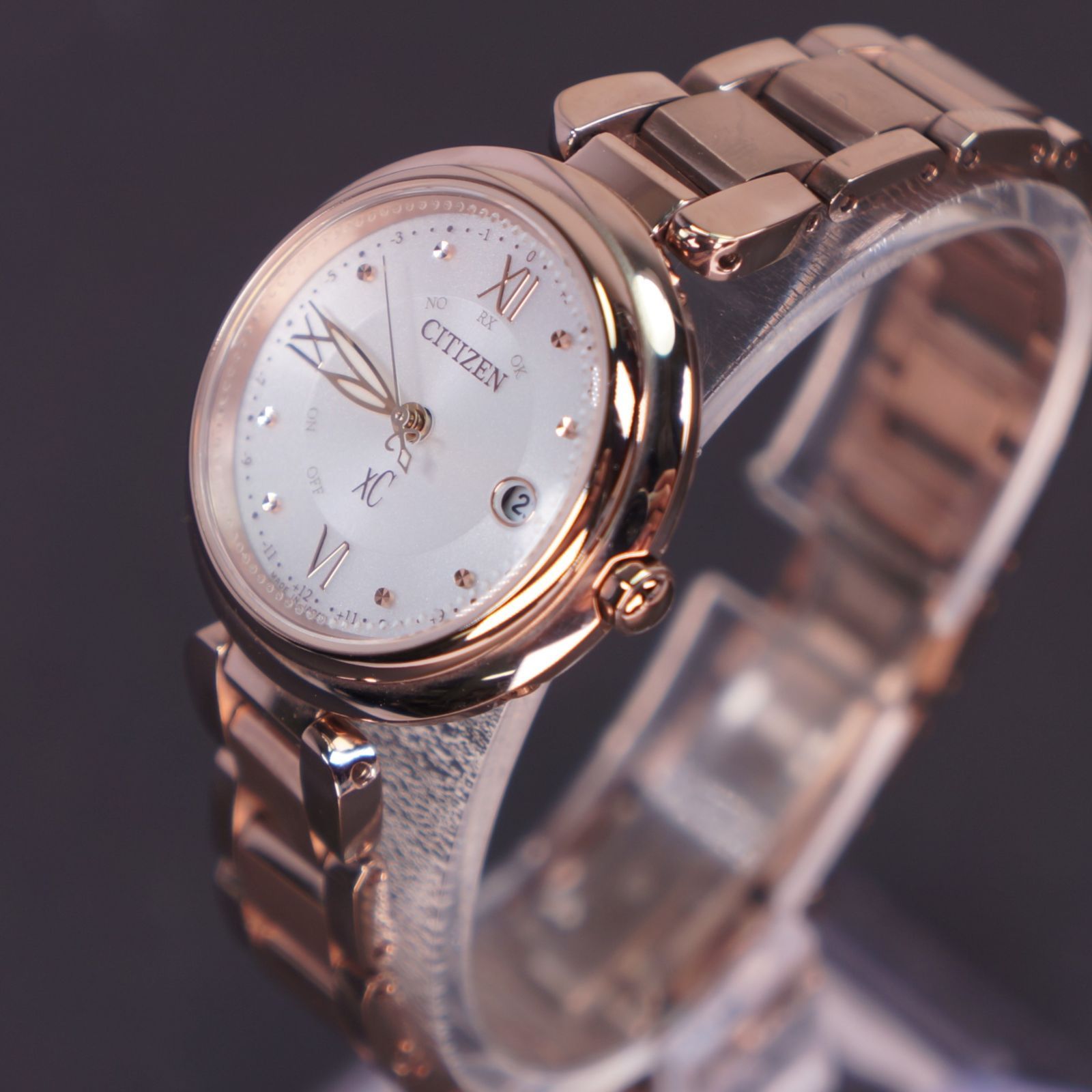 HC-14 heartfelt Peacock 未使用 稼働品】citizen xC mizu collection エコ・ドライブ電波時計 Titania