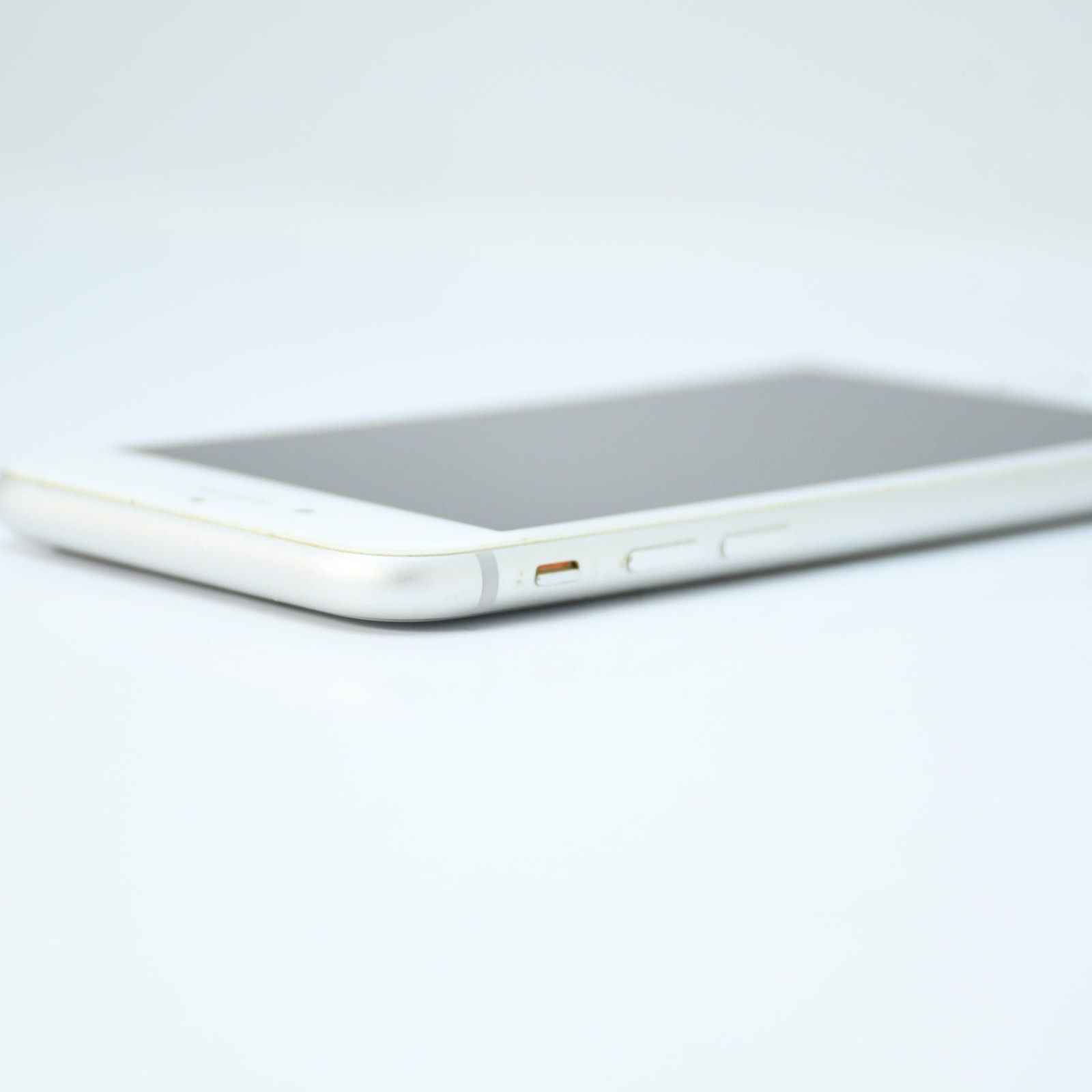 iPhone8 64GB ジャンク品 シルバー - メルカリ