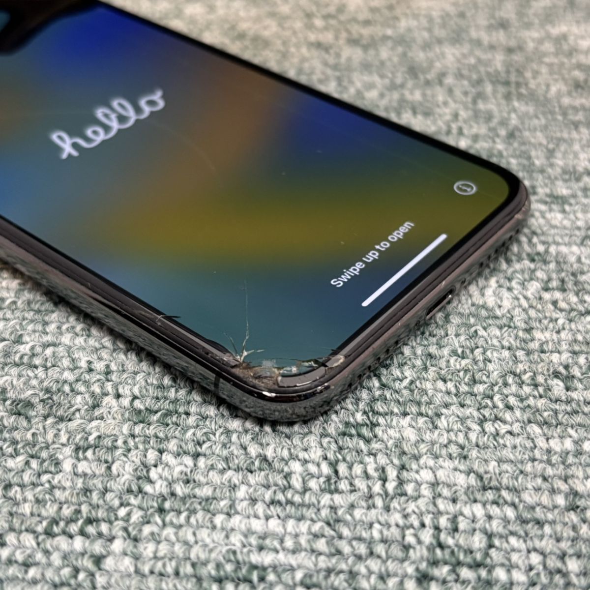 ◎【中古／ジャンク品】 iPhoneX 64GB 〇端末 SIMロックなし NQAX2J/A