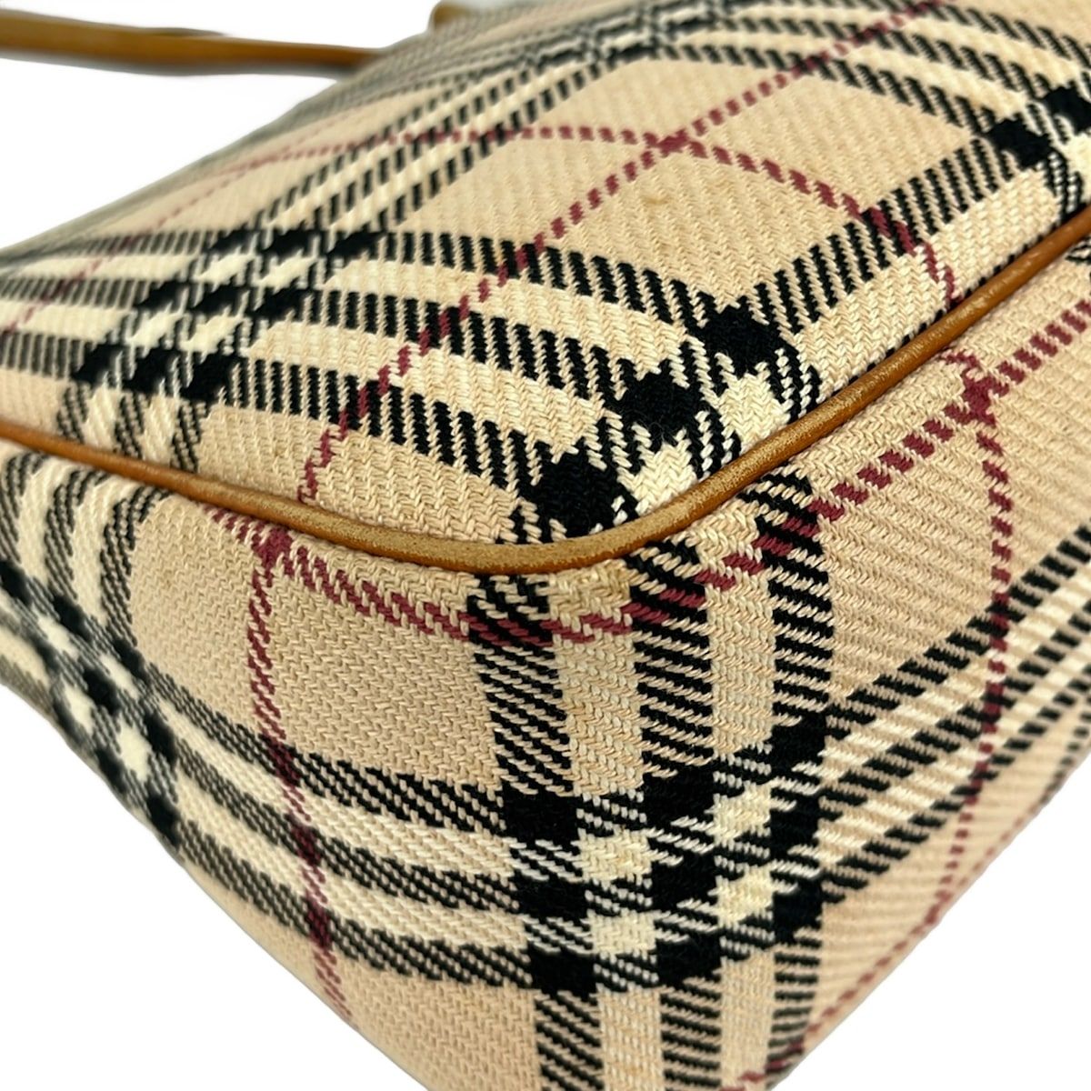 BURBERRY/Burberry(バーバリー) ショルダーバッグ - ベージュ×ダークネイビー×マルチ チェック柄 レザー BURBERRY/Burberry(バーバリー) ショルダーバッグ - ベージュ×ダーク