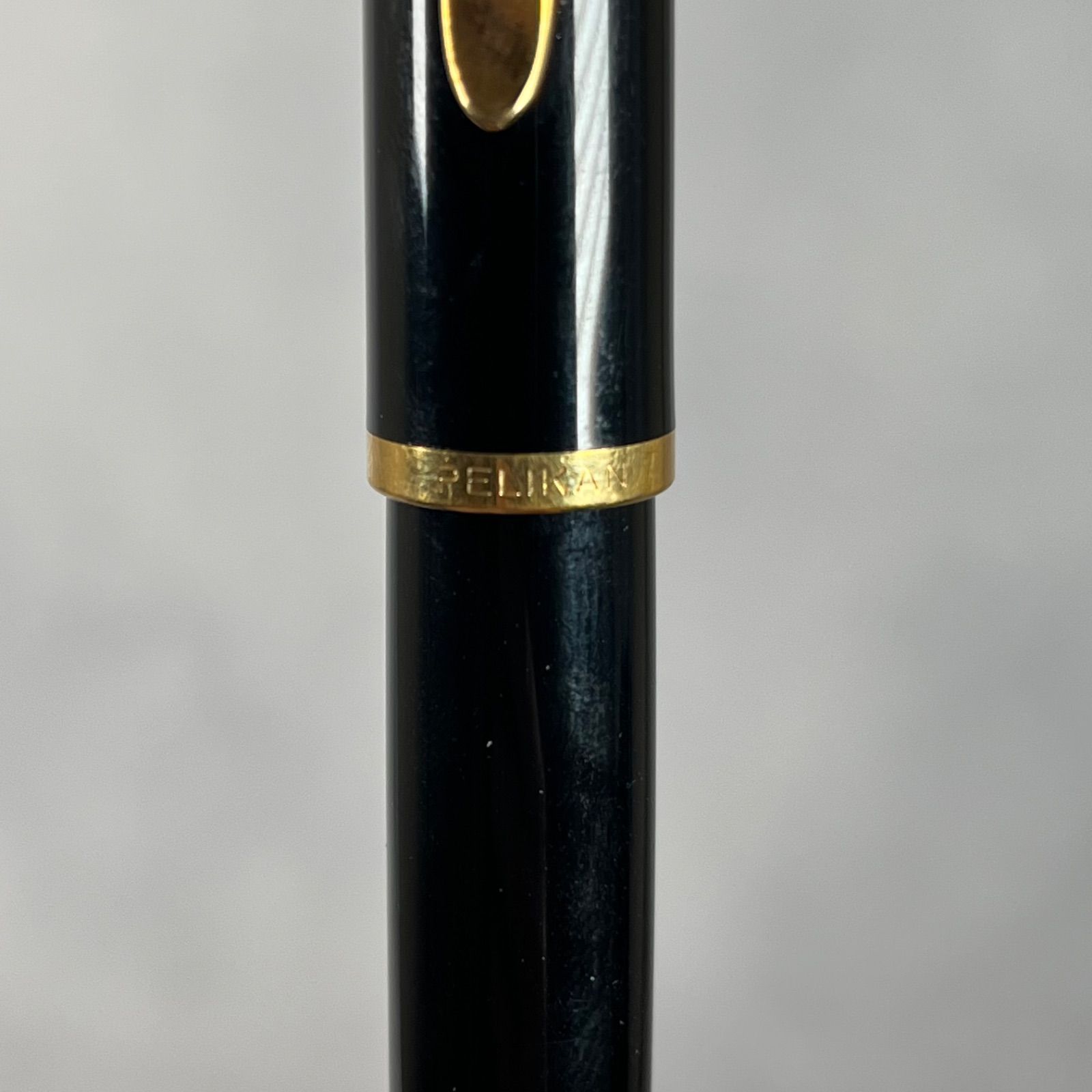 管2603-259】Pelikan ペリカン F 万年筆 ブラック×ゴールドトーン 現状 