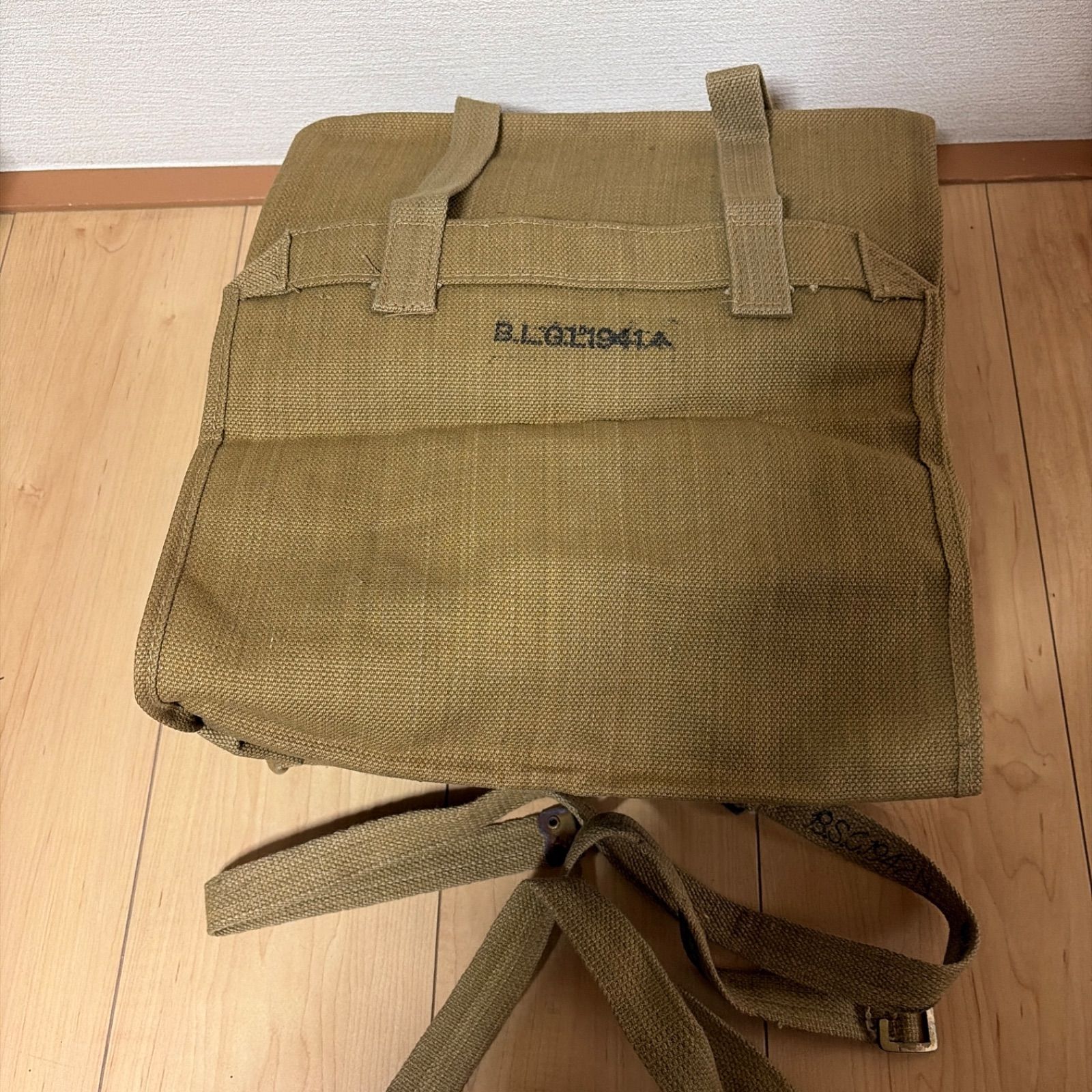 カーキ キャンバス バックパック