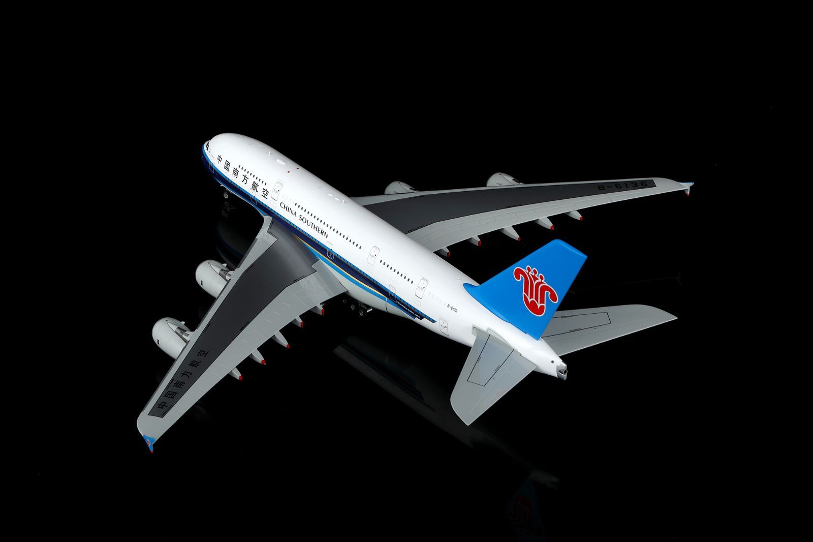 SQwings 中国南方航空 A380 B-6136 1/200 L2153(通常版) - メルカリ