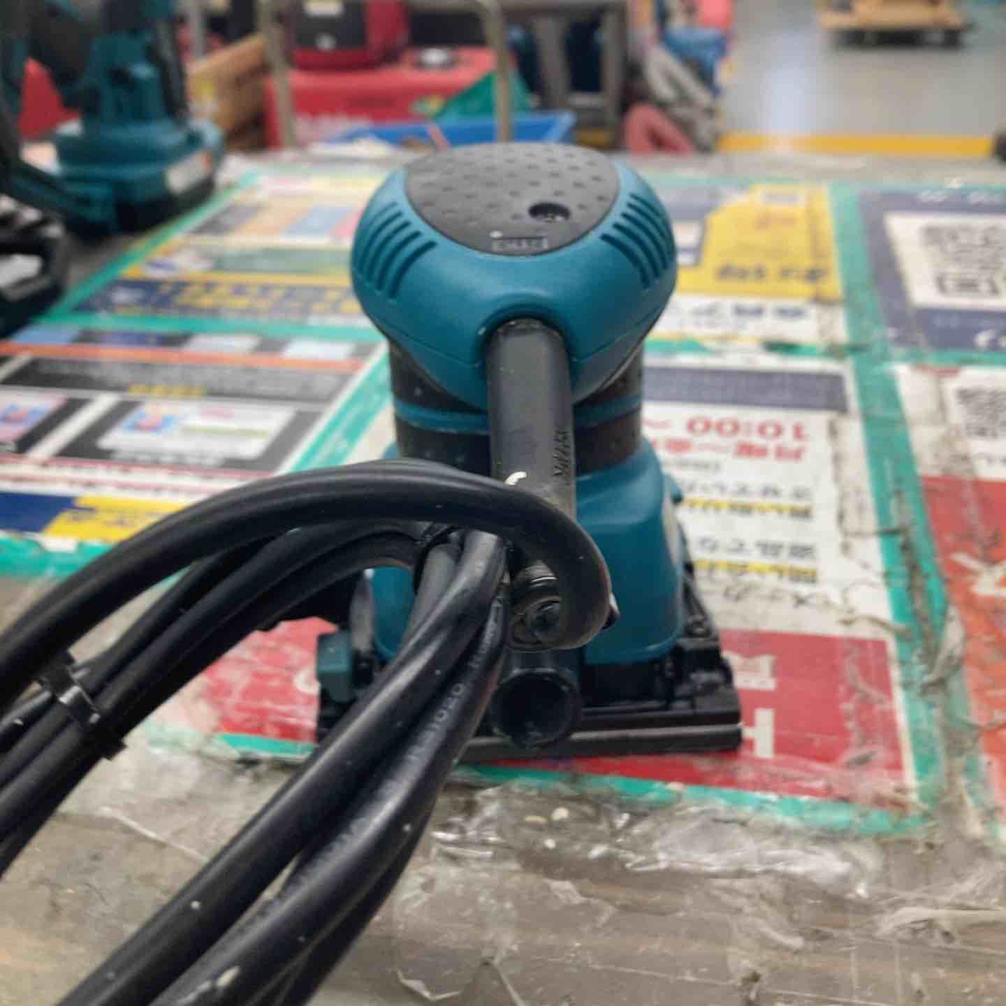 ☆マキタ(makita) 防じんミニサンダ BO4555 本体のみ【戸田店】 - メルカリ