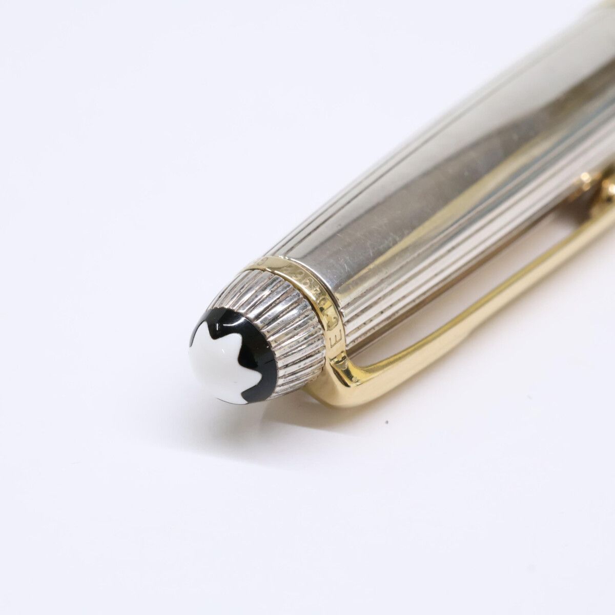MONTBLANC モンブラン ｿﾘﾃｰﾙ ﾏｲｽﾀｰｼｭﾃｭｯｸ 万年筆 ｼﾙﾊﾞｰ925 ﾍﾟﾝ先18K
